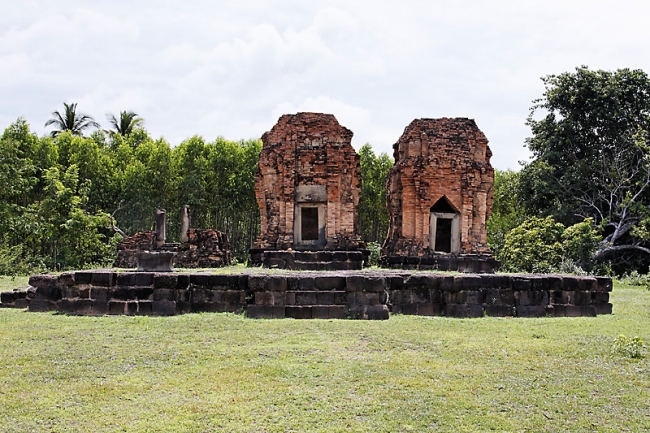 32-Prasat Ban Phlai-005